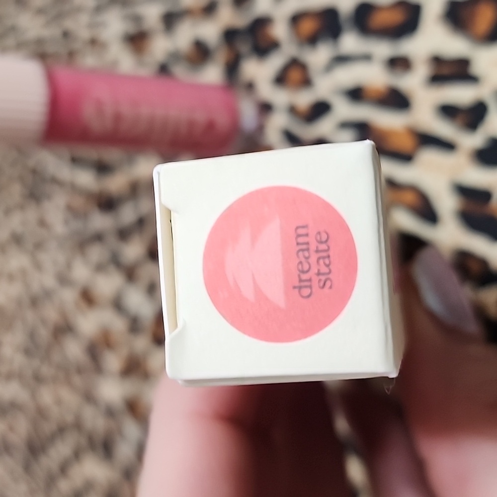caliray blurry blush - Picture 2 of 3